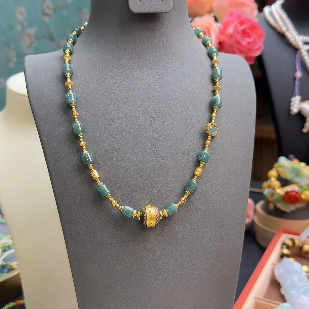 翡翠未镶嵌颈饰原价498 炸福利228