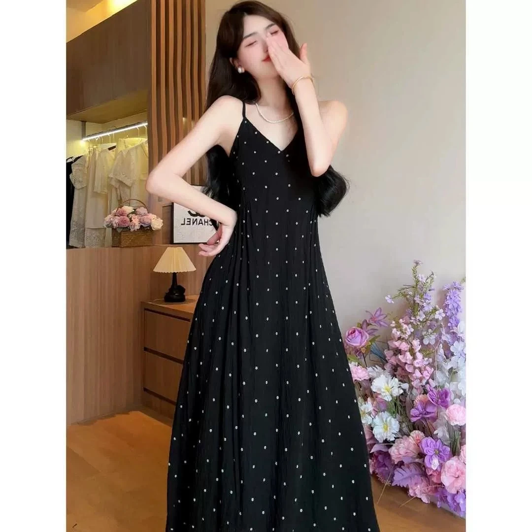 法式波点小花套头吊带连衣裙夏季纯欲风不褪色法式气质显瘦修身
