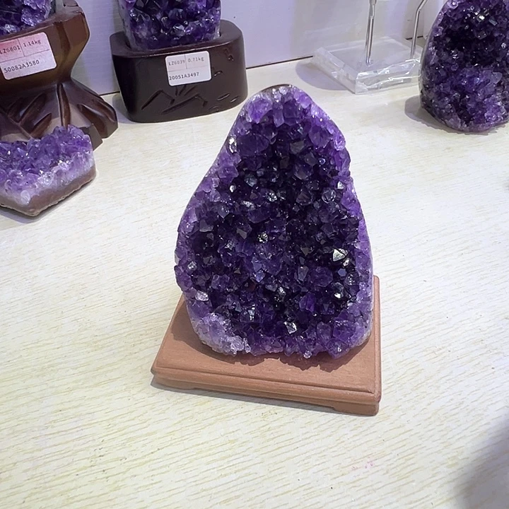 水晶珠宝半成品未镶嵌