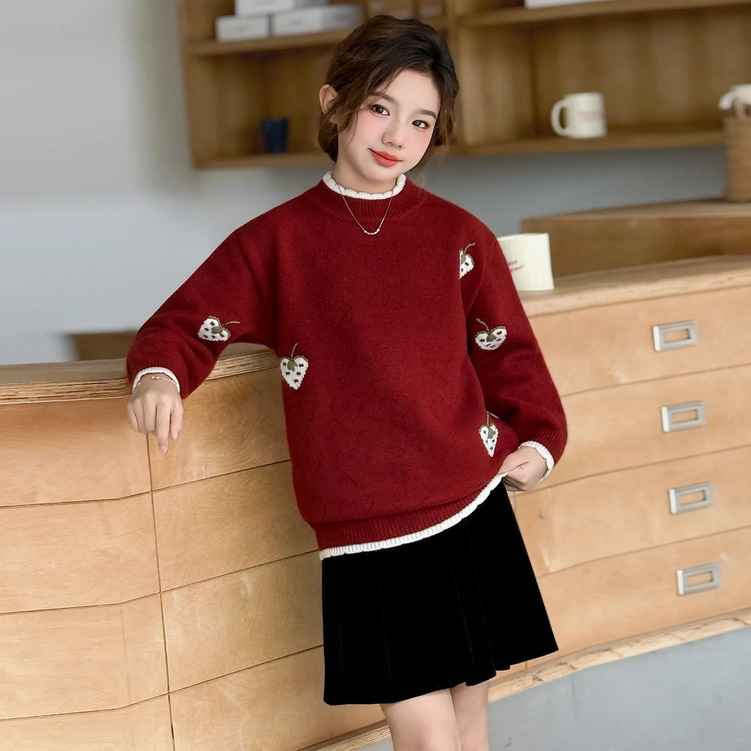 女童秋冬装加厚毛衣2025新款中大童洋气草莓针织衫新年衣服打底衫