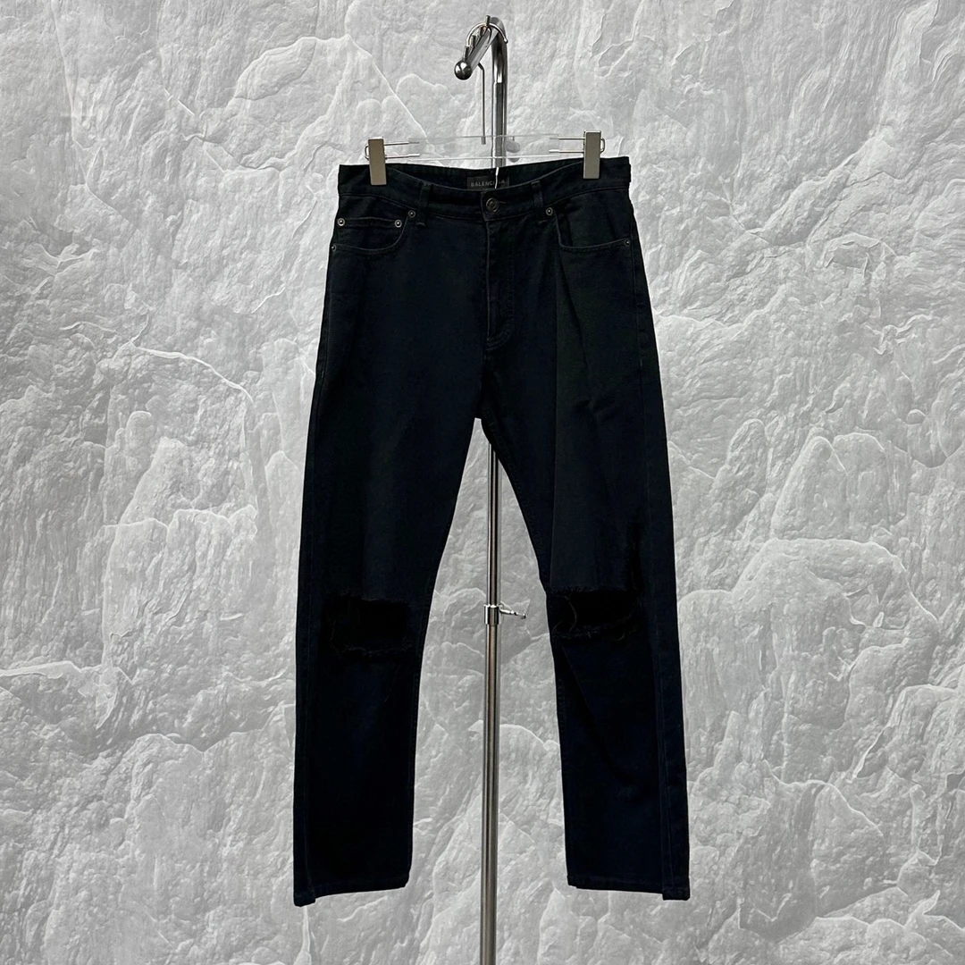 未使用 Balenciaga/巴黎世家 破坏拼接logo牛仔长裤 XS码 D19155