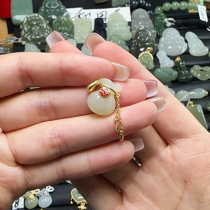 颈饰银S925镶嵌和田玉