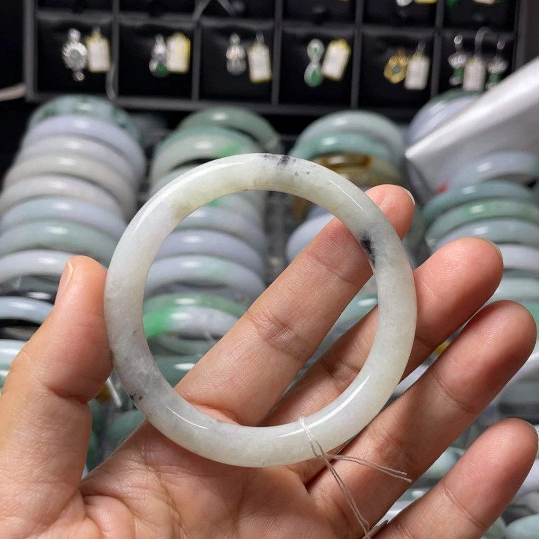 翡翠未镶嵌手镯手镯