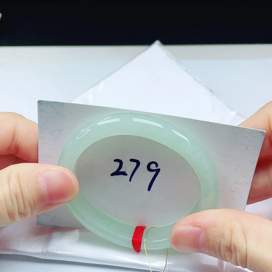 翡翠未镶嵌手镯53➕圈口贵妃