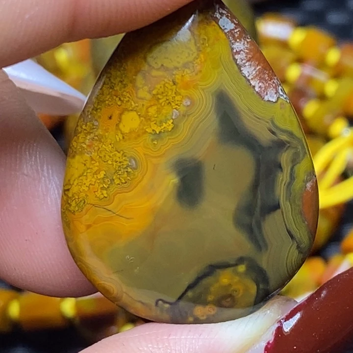 玛瑙/玉髓颈饰未镶嵌