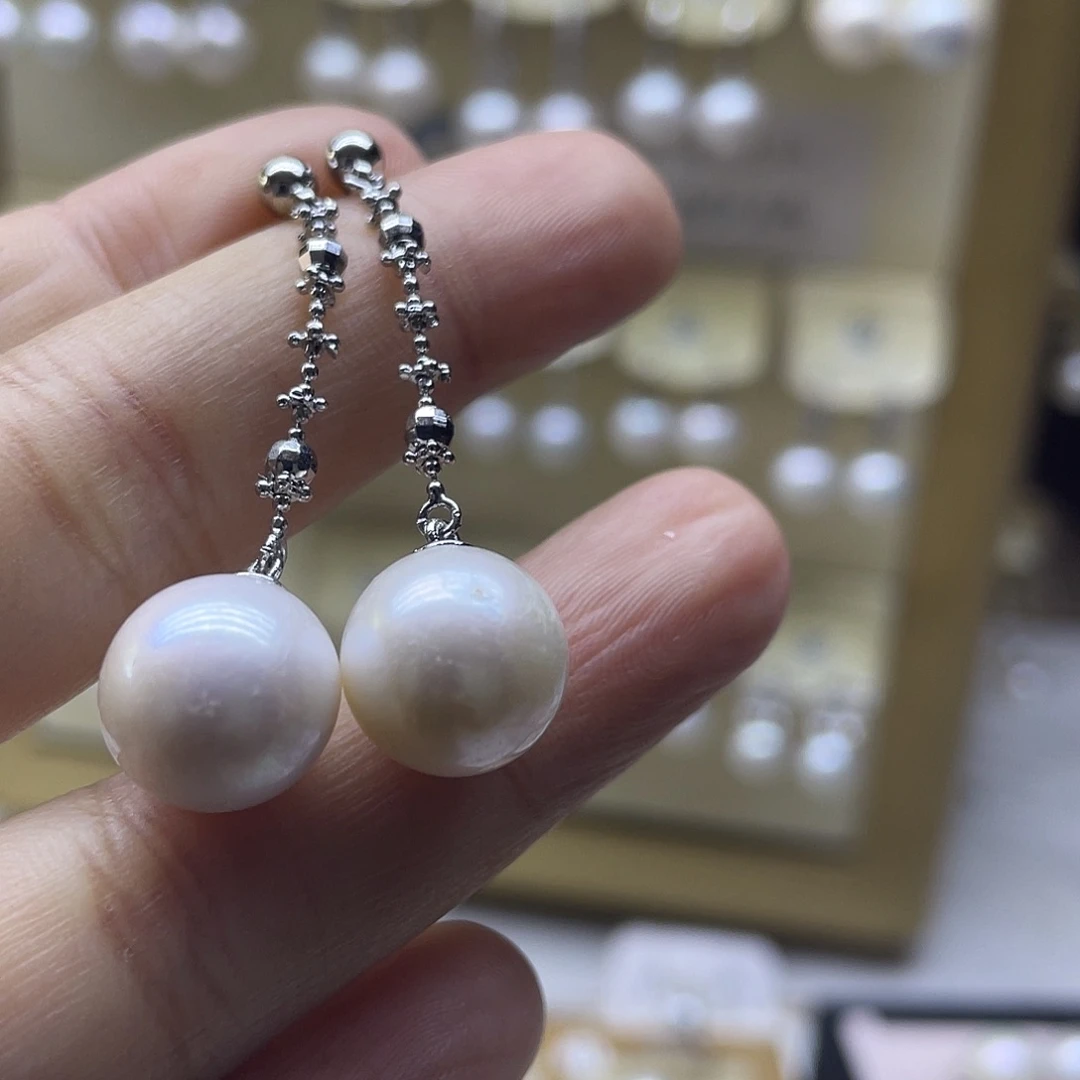银S925镶嵌耳饰淡水珍珠