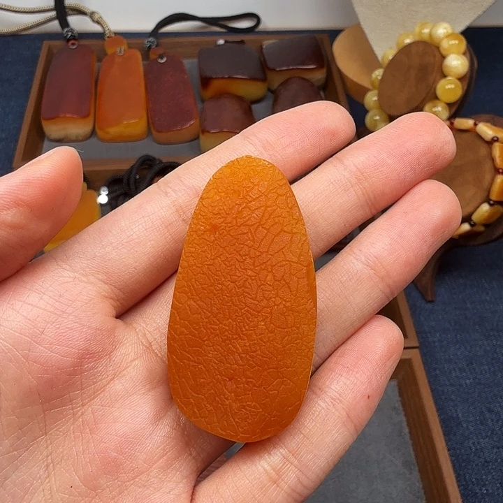 蜜蜡吊坠(不含链)未镶嵌