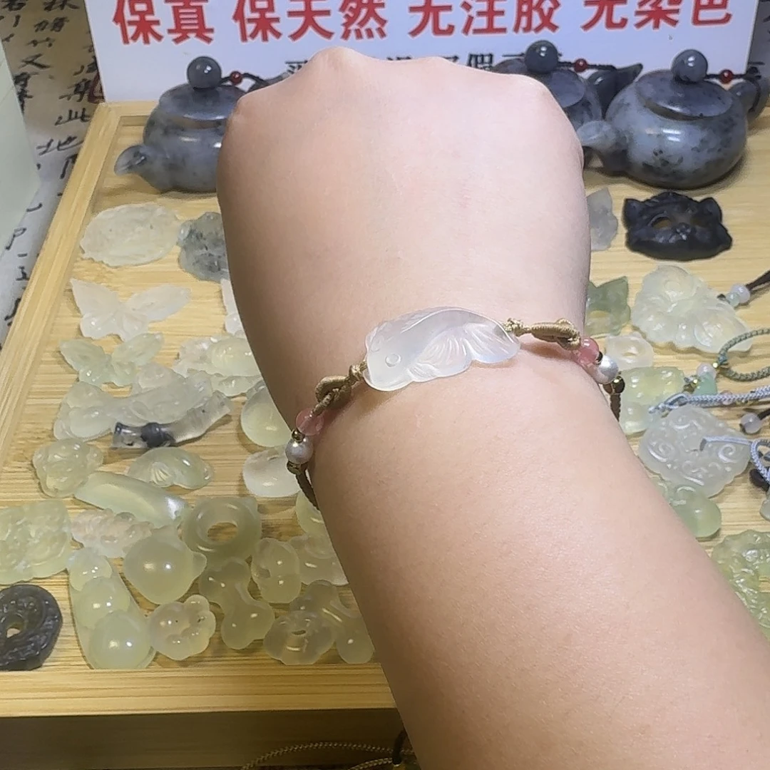 合金蛇纹石玉颈饰
