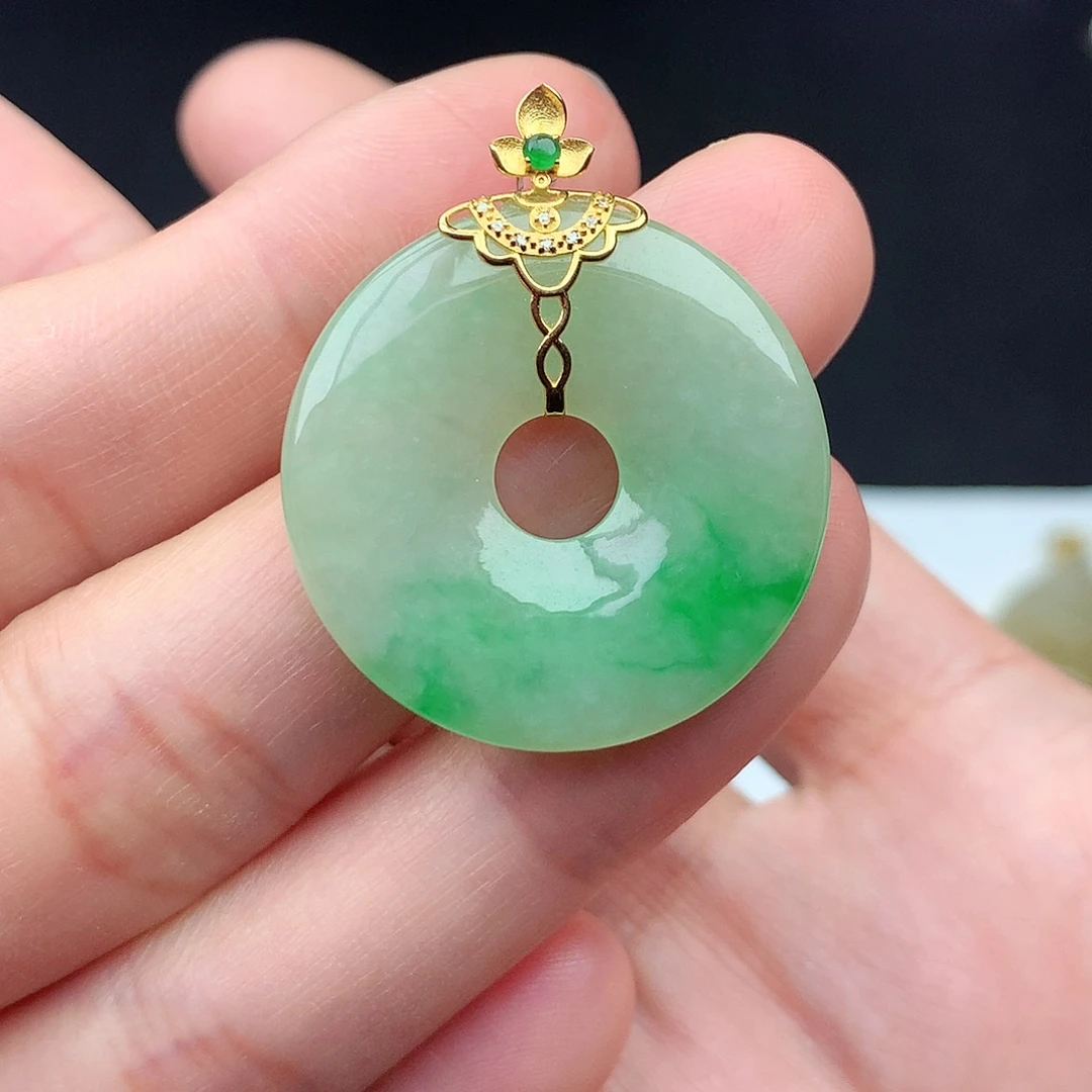 翡翠18K金镶嵌吊坠(不含链)