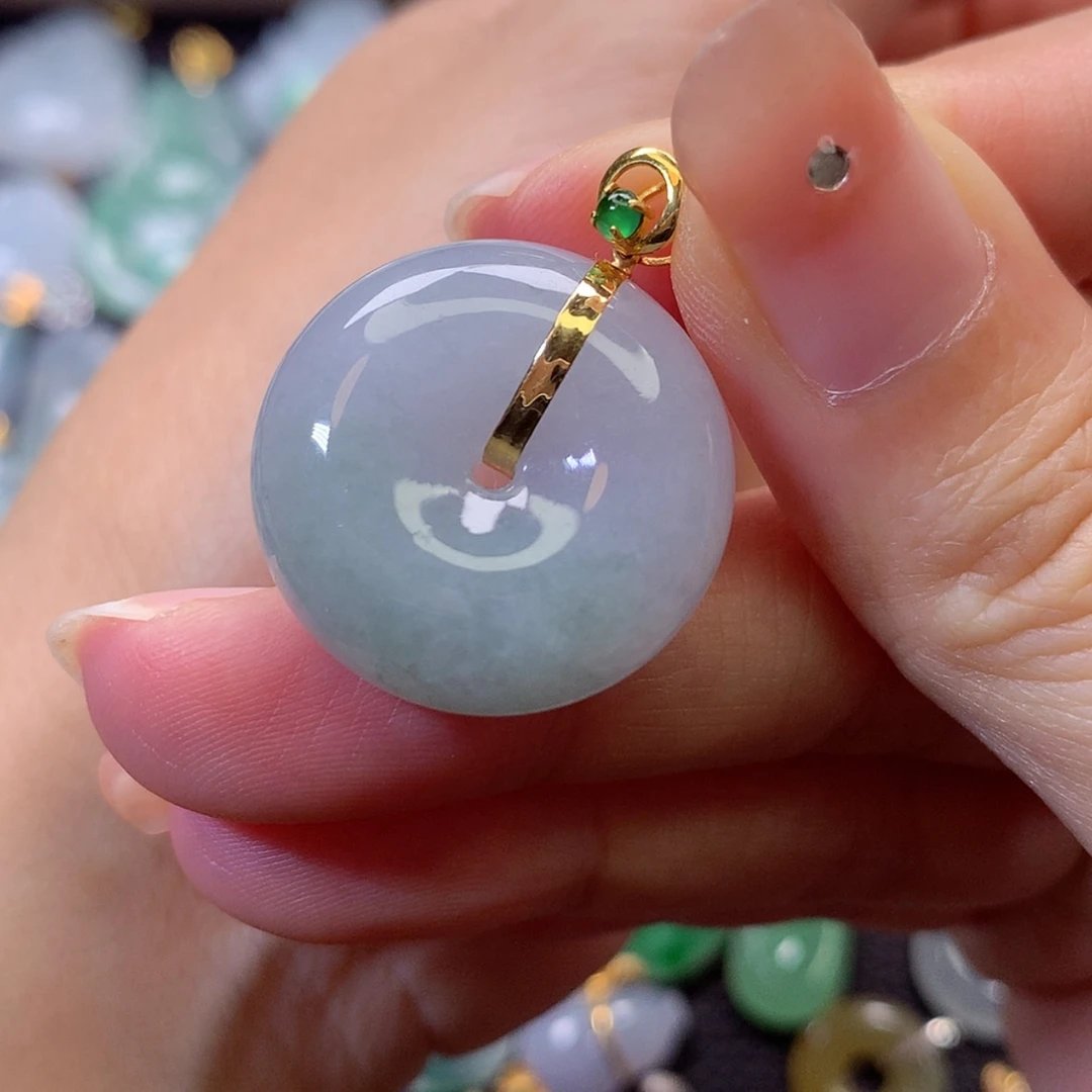 【闪购商品】吊坠(赠链)18K金镶嵌翡翠