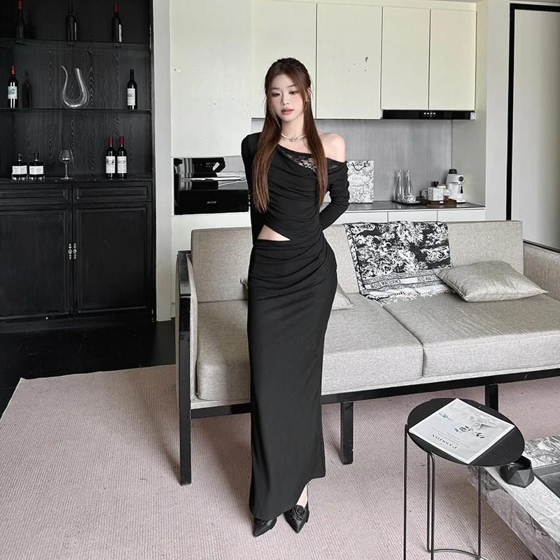 WOWDARK法式修身斜肩连衣裙早秋设计感不规则蕾丝镂空气质长裙女