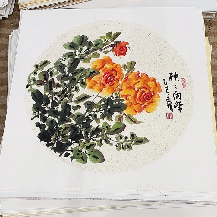 国画花鸟等多种鸟类的栖息