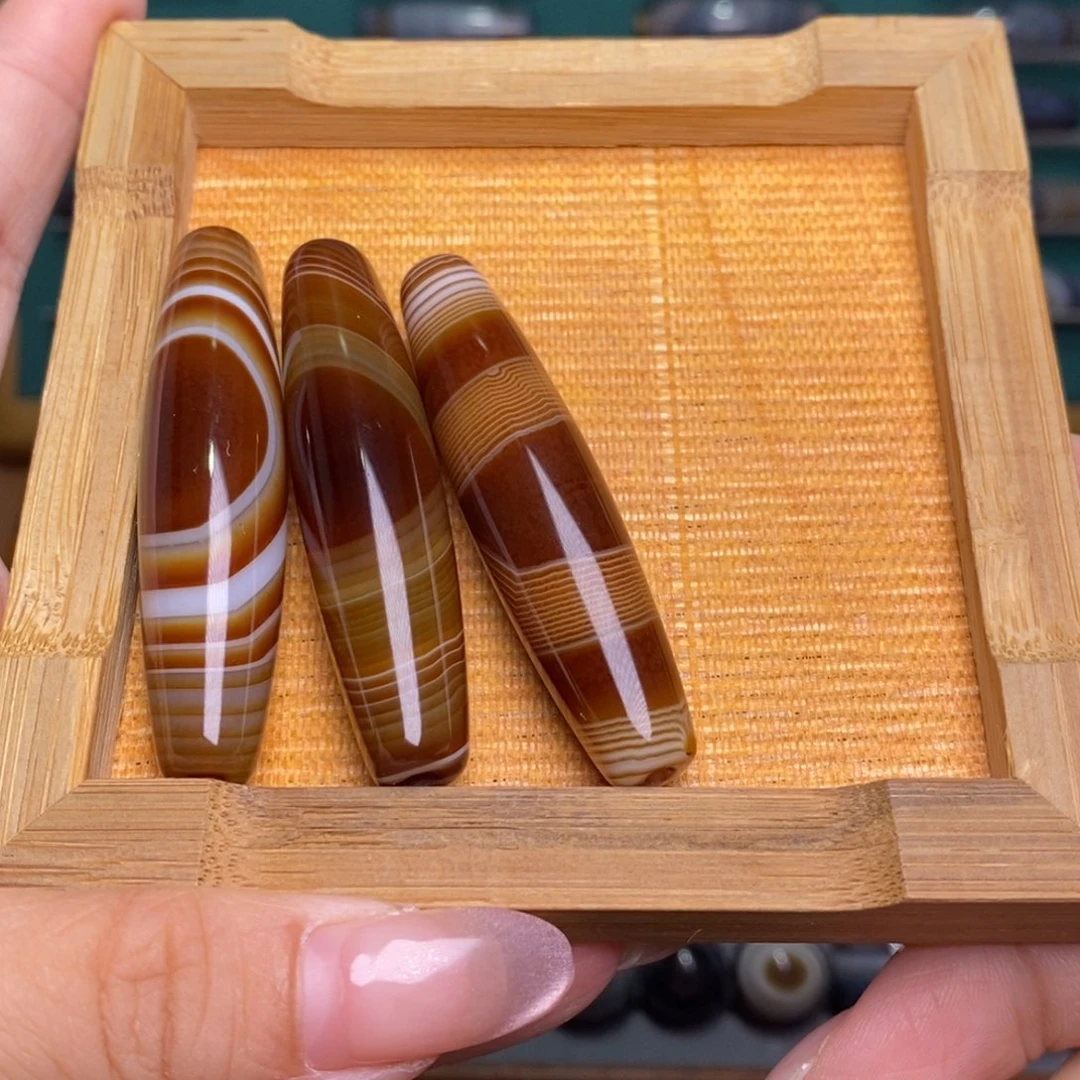 8***5玛瑙/玉髓未镶嵌珠宝半成品