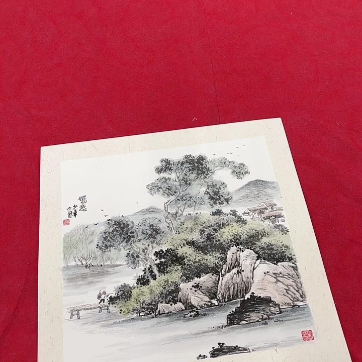 国画花鸟等图案为一体而