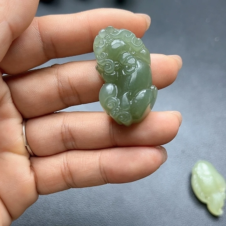 【闪购商品】颈饰未镶嵌和田玉