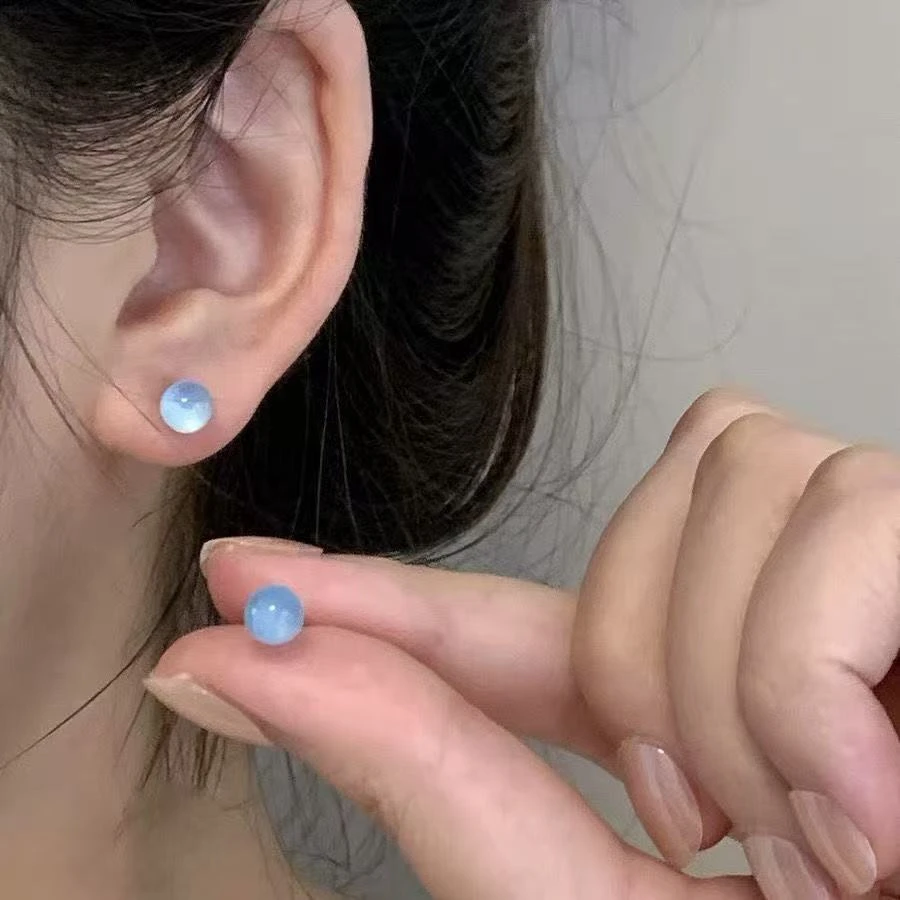 铜合金耳饰 蓝色珠珠耳钉浅蓝色球球耳环女简约小巧养耳洞耳饰品～