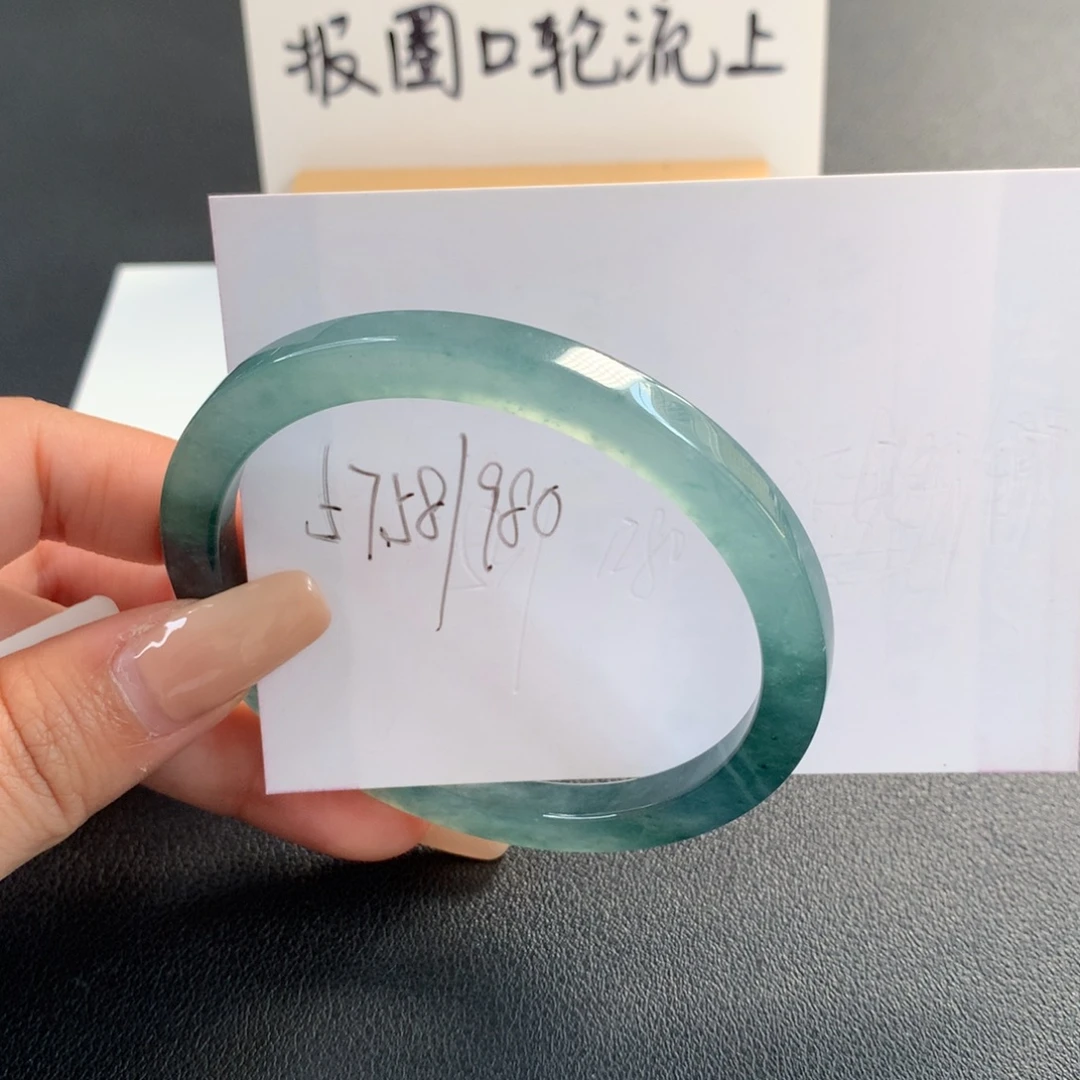 翡翠未镶嵌手镯天然翡翠