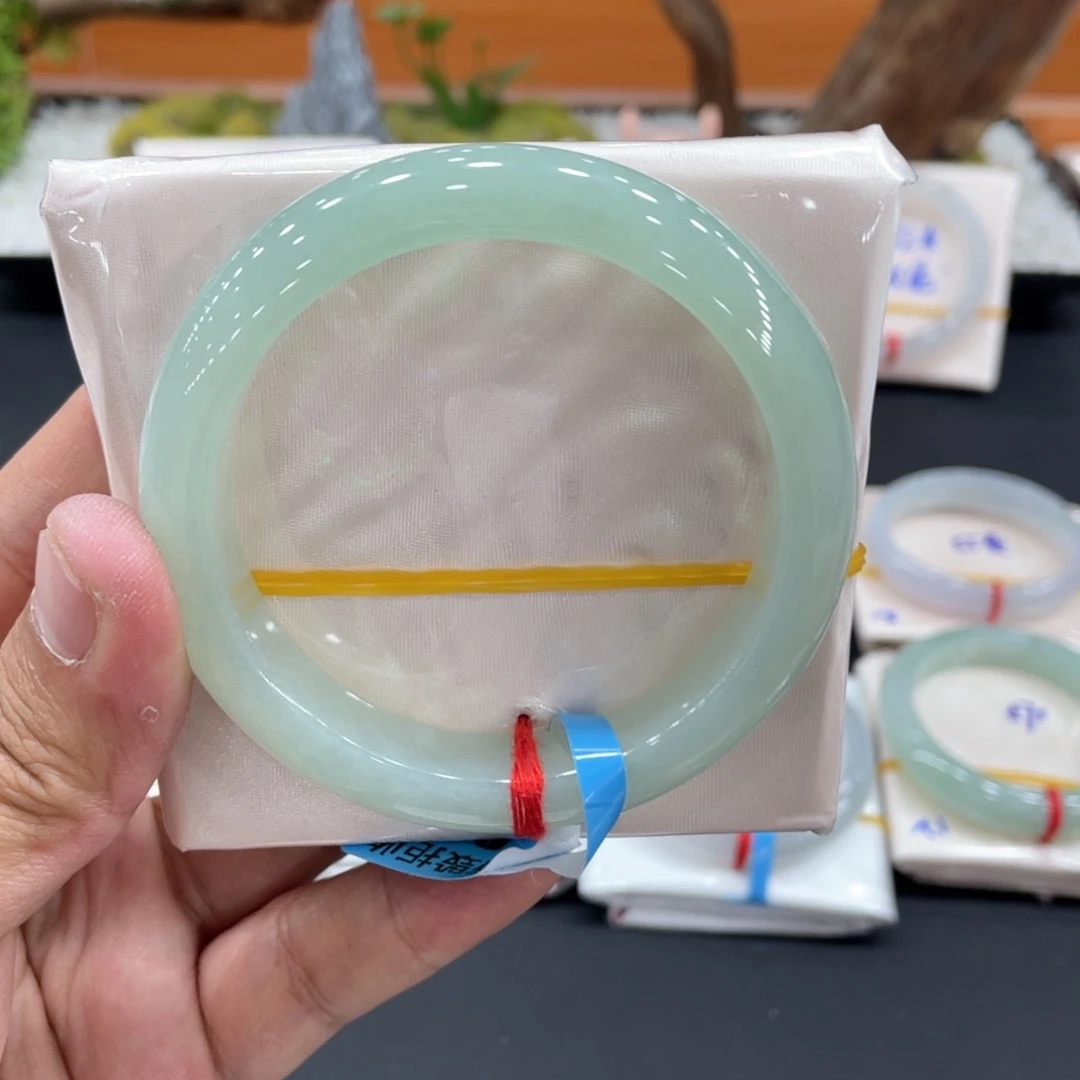 未镶嵌手镯翡翠缅甸翡翠