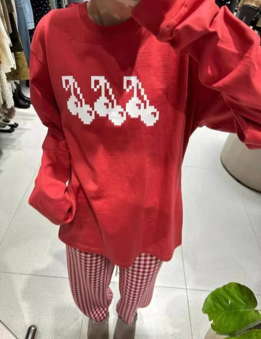 A1~设计师品牌IM像素樱桃印花宽松长袖T恤女打底衫上衣24秋冬新款