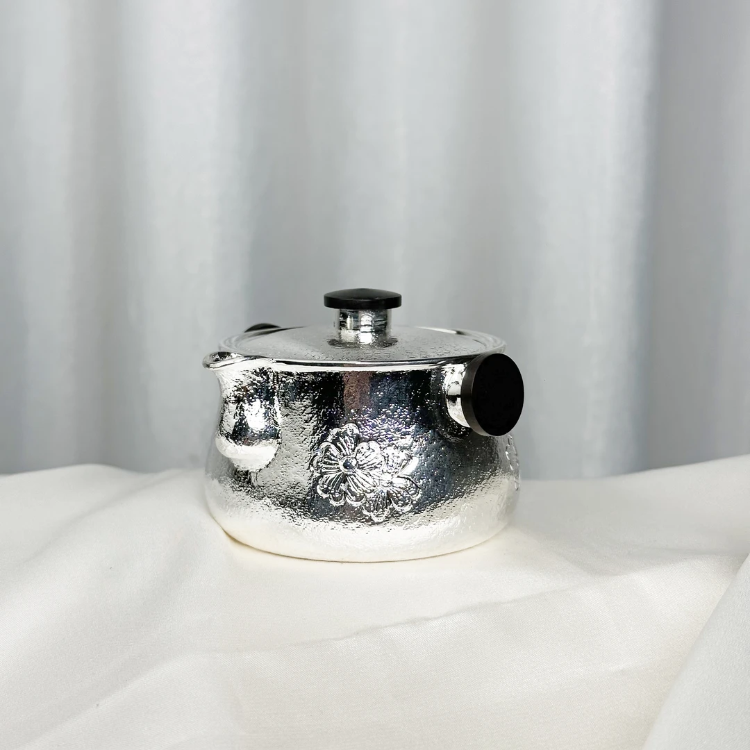 清货-手工篆刻雏菊圆手抓壶