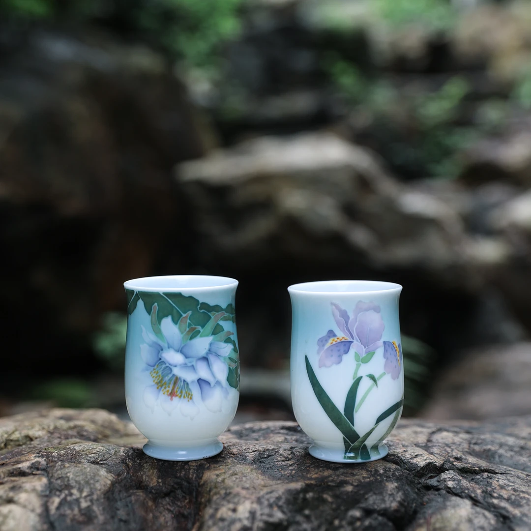 官润窑陶瓷手绘品茗主人杯单杯闻香杯鸢尾花令剑荷花个人专用茶杯