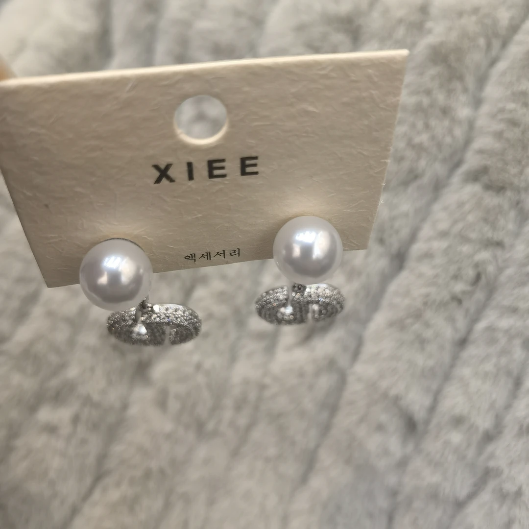 B681银色猪鼻子闪闪耳钉耳饰