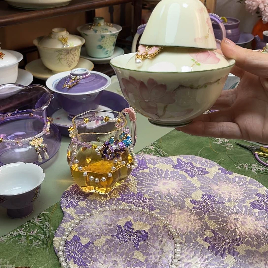 玉兰两才盖碗加小杯送提溜
