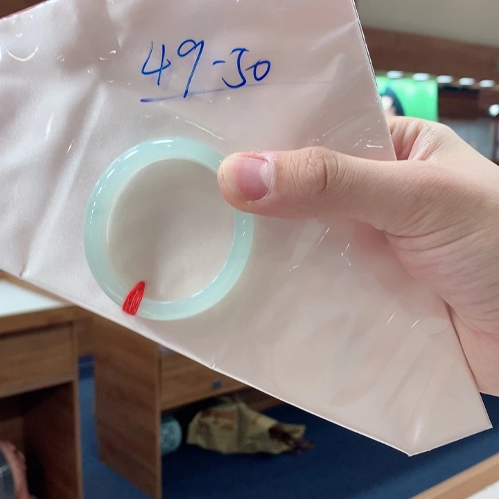 翡翠手镯未镶嵌买断