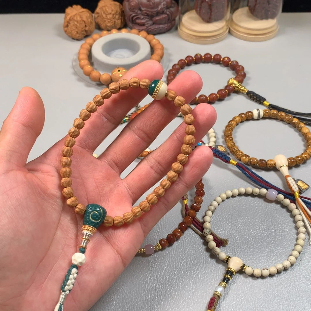 柏香籽/百香籽吊坠。。。。。。。。。