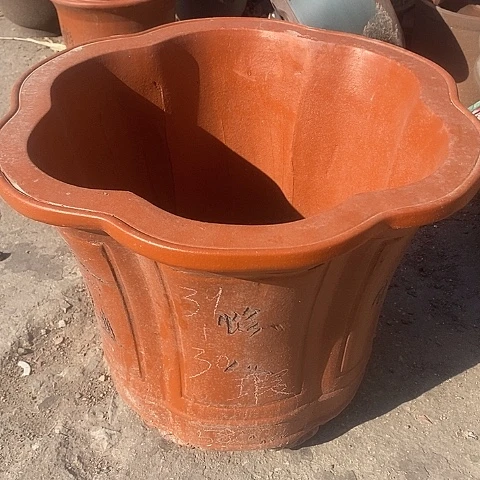 紫砂中国宜兴紫砂花盆，