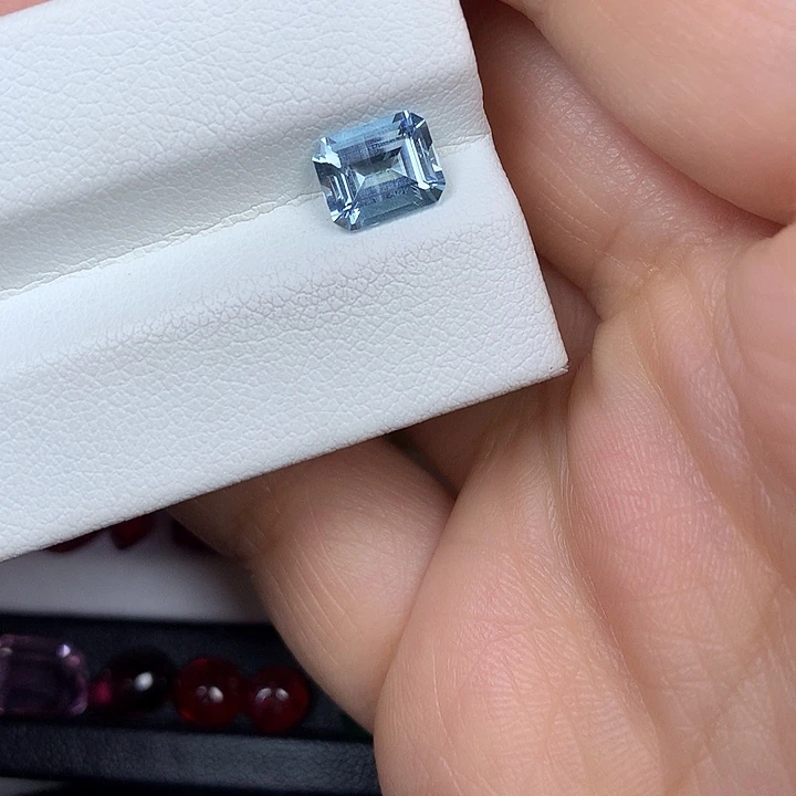 海蓝宝石裸石1.22ct海蓝宝