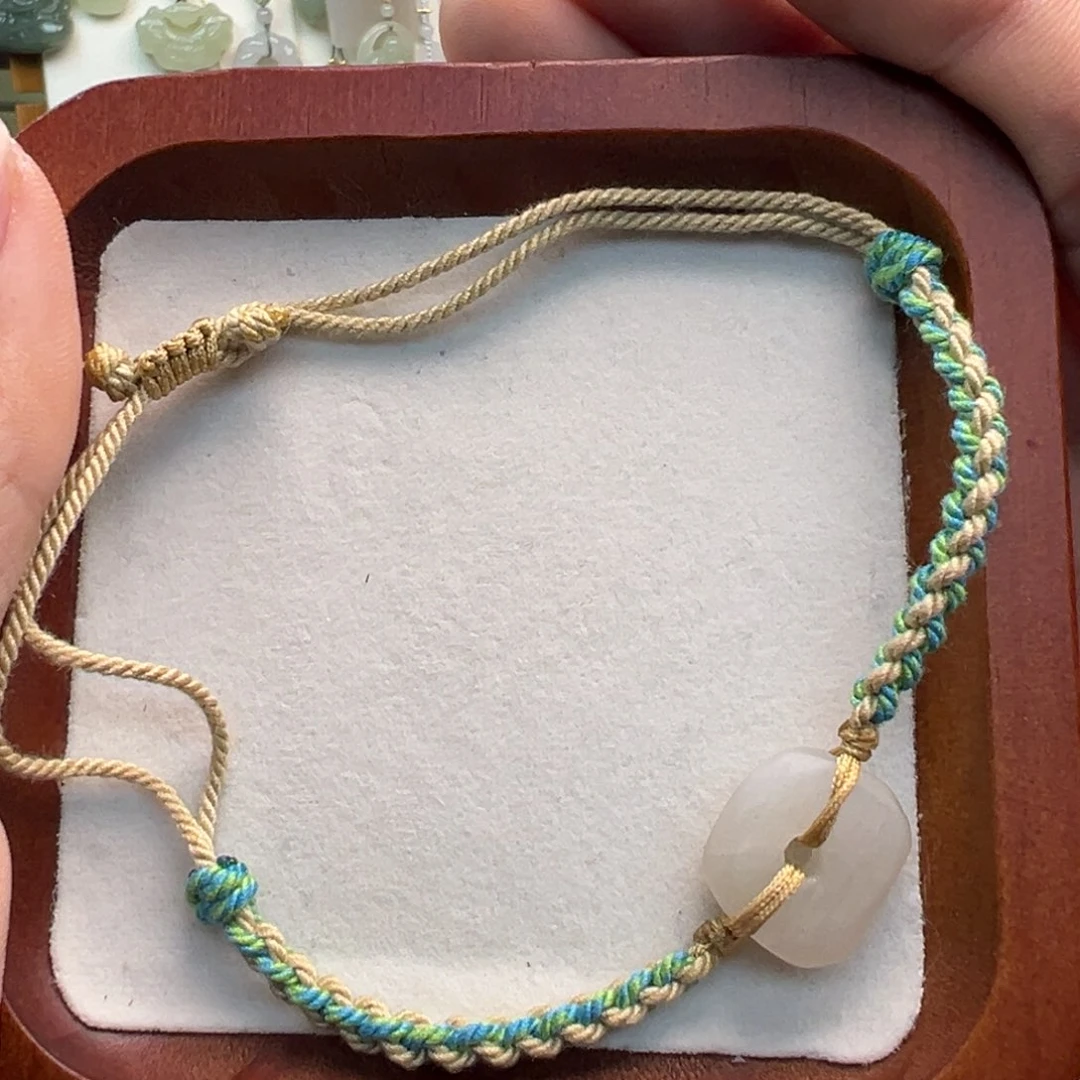 和田玉（糖玉）未镶嵌手链