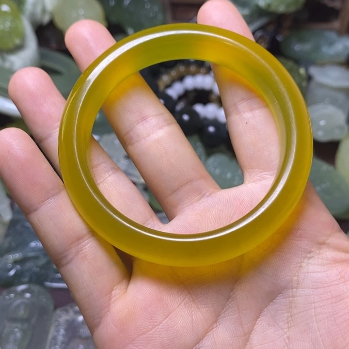 郭***峰岫玉未镶嵌岫玉手镯