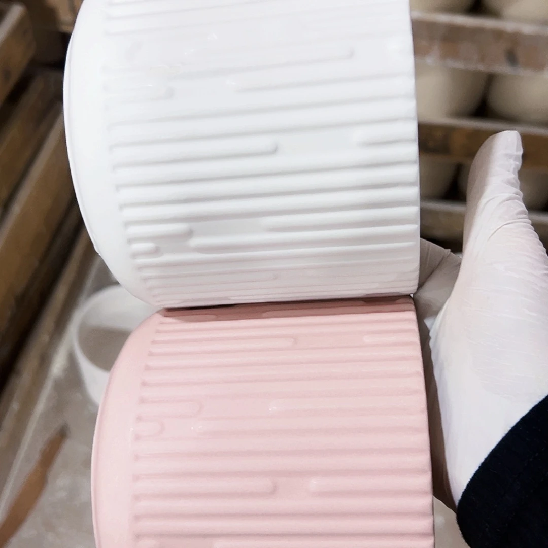 有孔外贸尾尾单陶瓷花盆凑单10米包邮