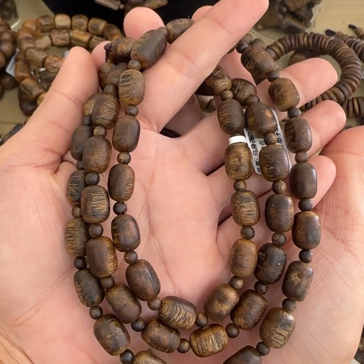 沉香手串乌身多样性发货一条卡9-28克