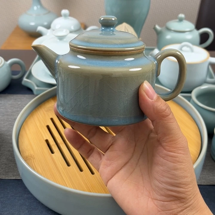 杯日***峰仿古家具与建筑风格融为一体为装饰