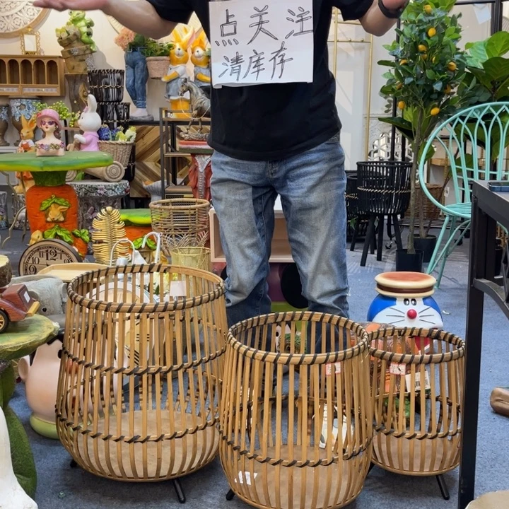 摆件三件套哈哈哈哈哈哈哈哈