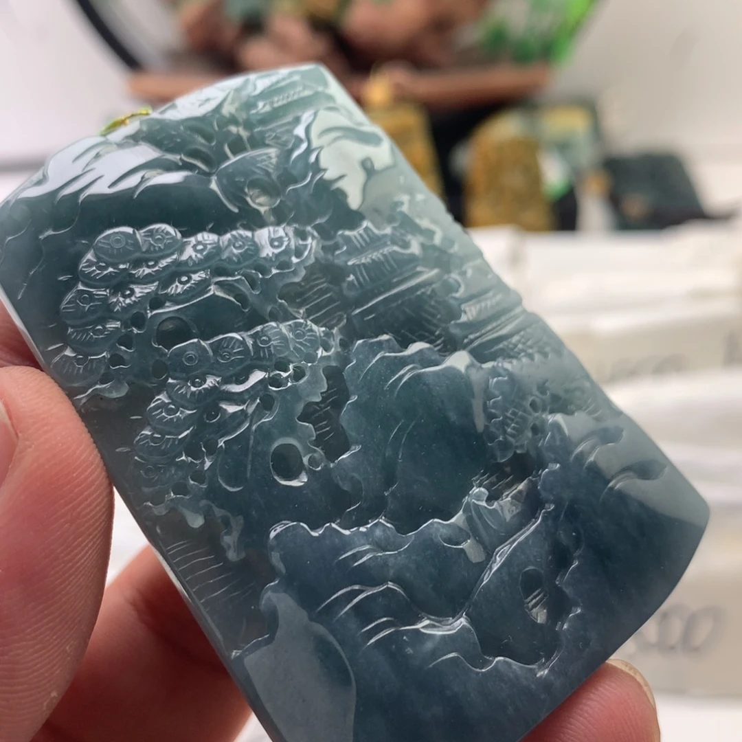颈饰未镶嵌翡翠山水