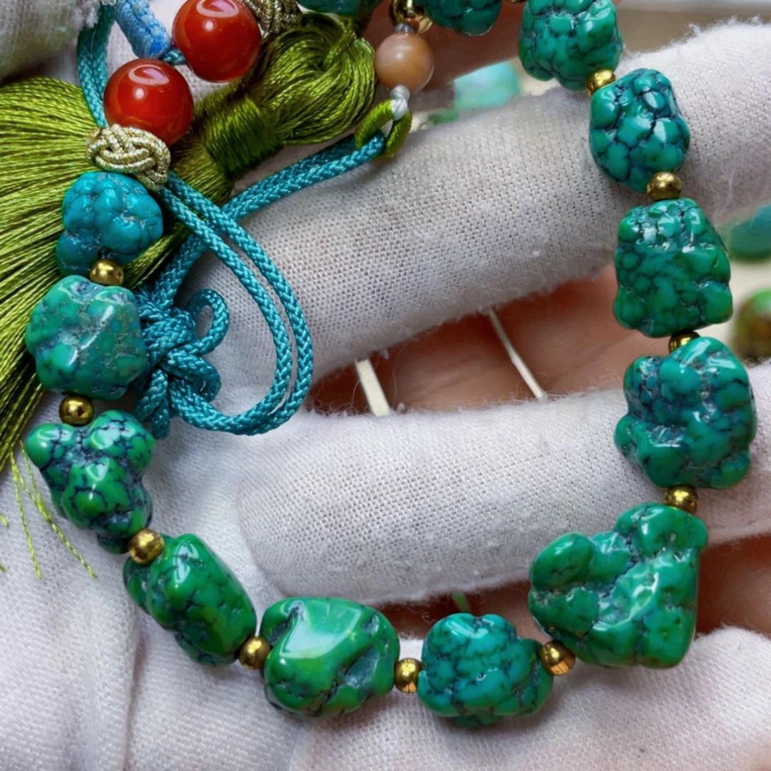 绿松石未镶嵌饰品