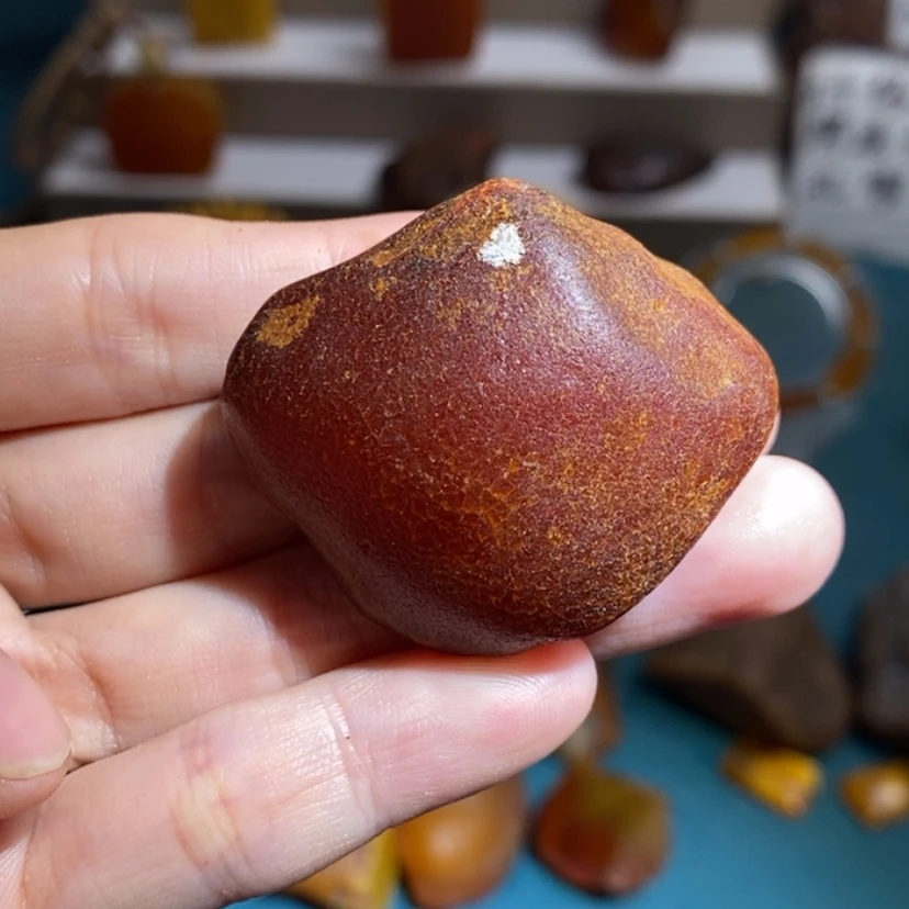 【闪购商品】未镶嵌琥珀珠宝奇石小*女