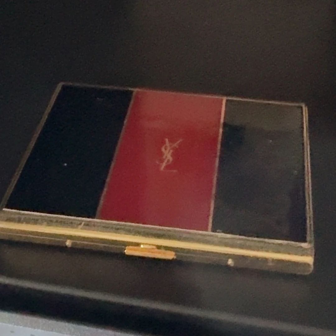 L***B啊啊啊啊啊啊啊啊啊