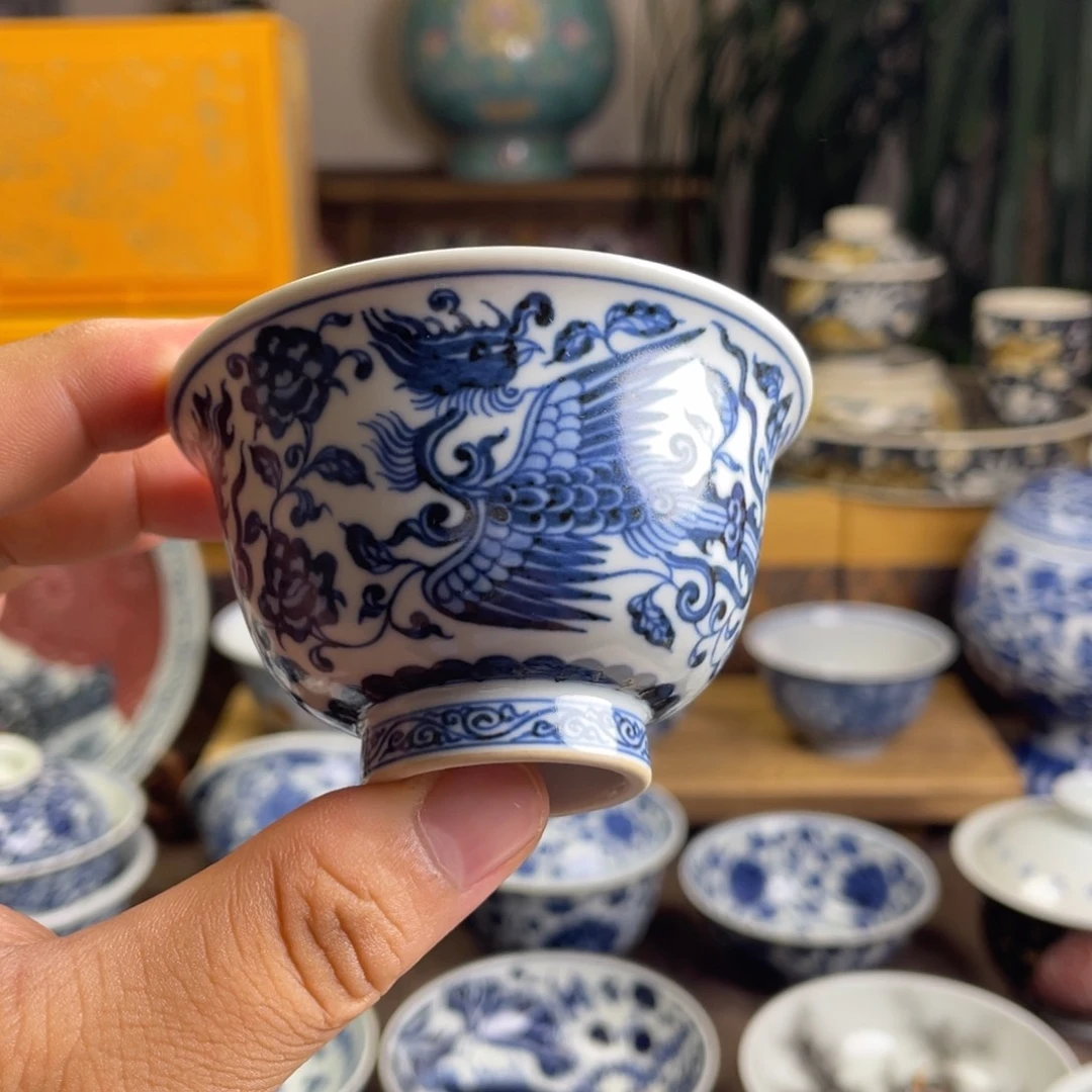 韦***意元青花缠枝凤凰杯子