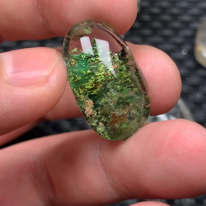 L***e未镶嵌水晶吊坠(不含链)