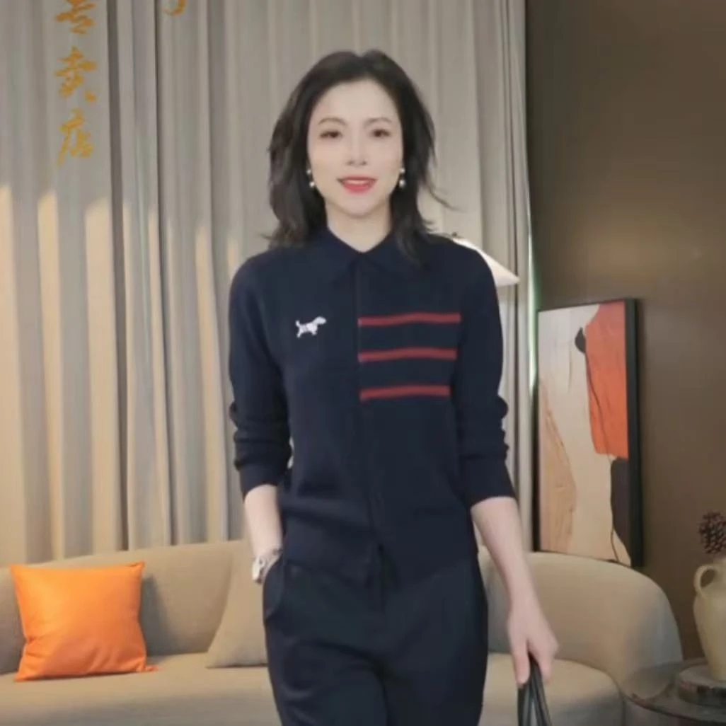 【断码清仓】两根线三条杠包扣针织开衫