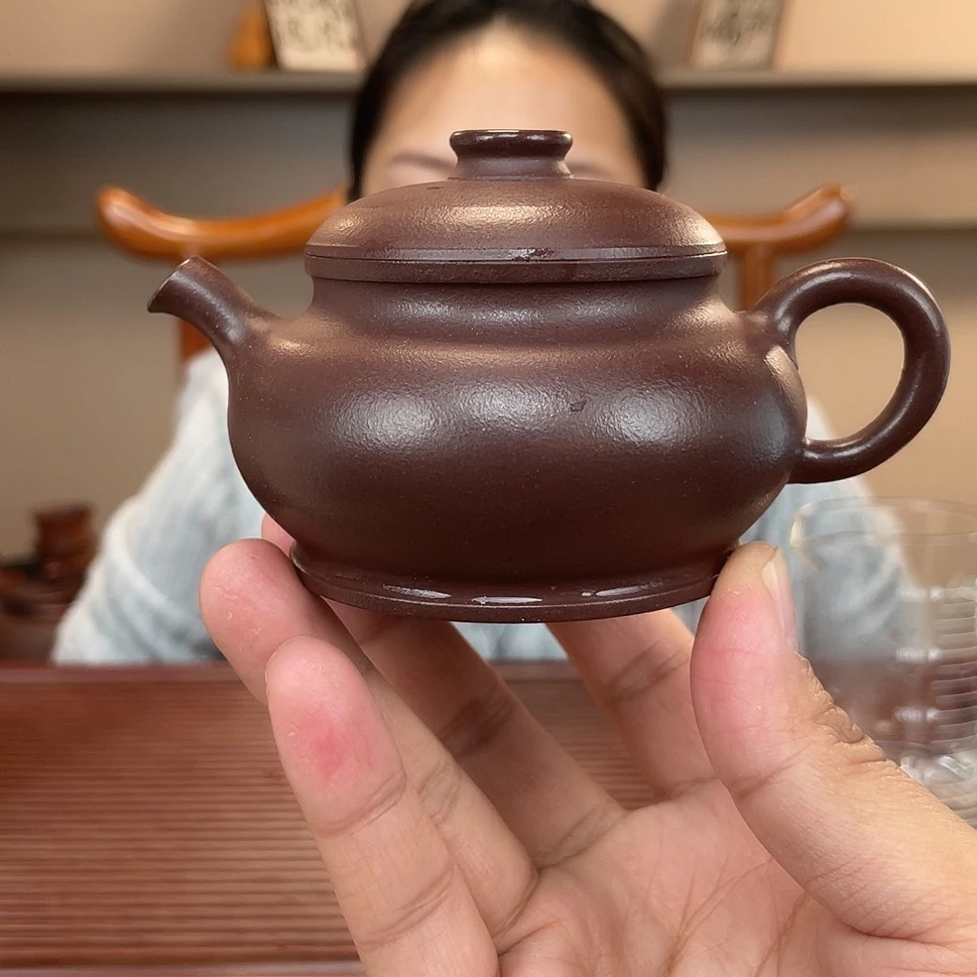 紫砂茶杯看**汉今天晚上