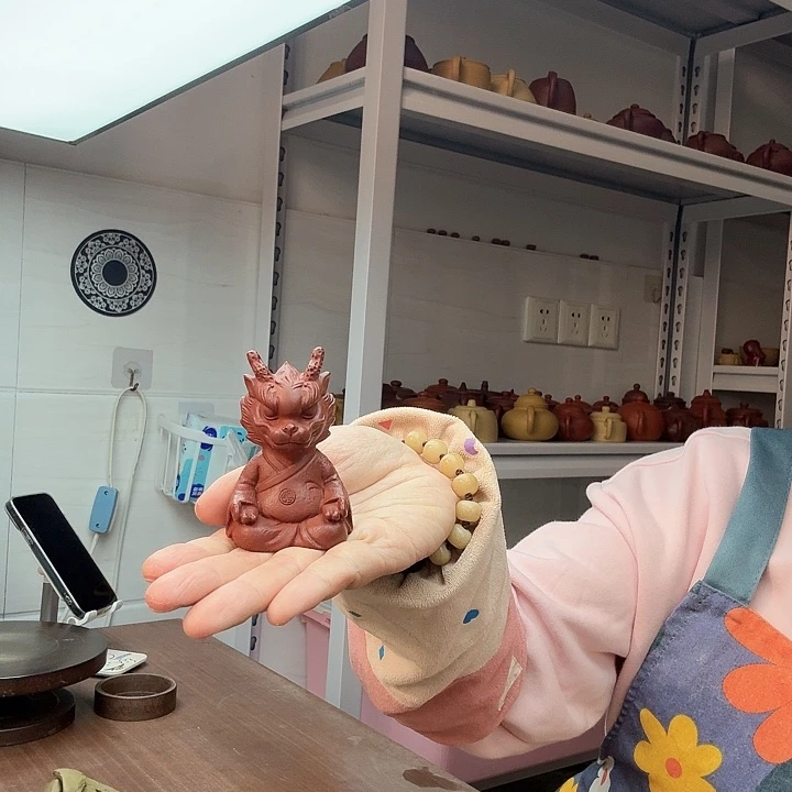 朱泥茶案小龙人茶宠