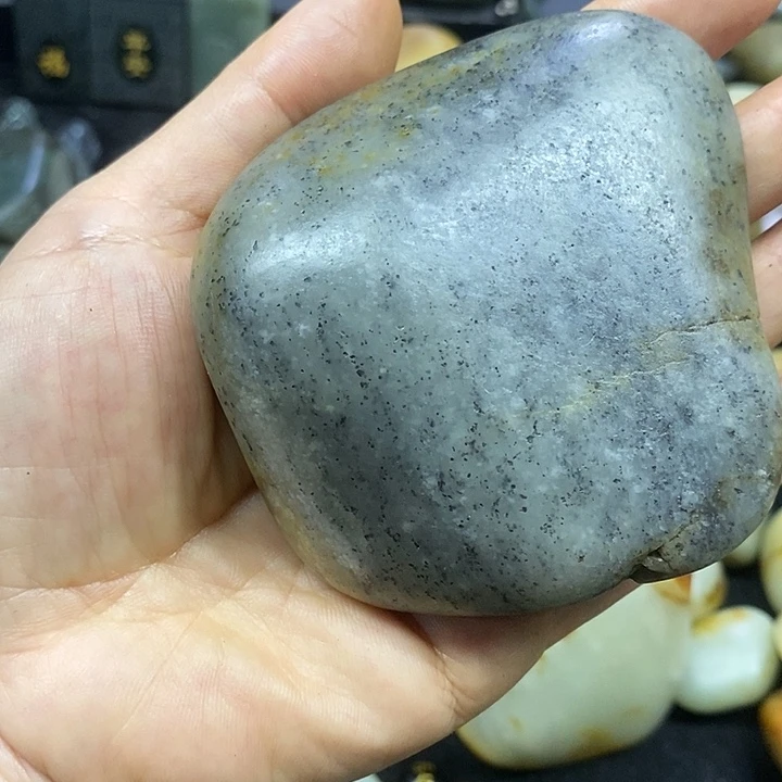 未镶嵌和田玉（糖玉）挂件