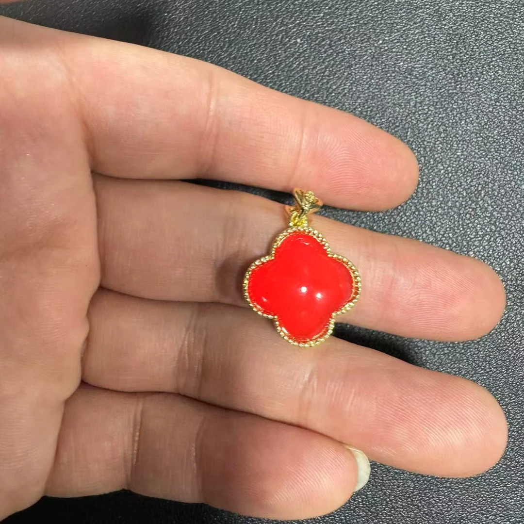 高端奢饰精品血胆金莲四叶草吊坠玛瑙吊坠s236多样性发一