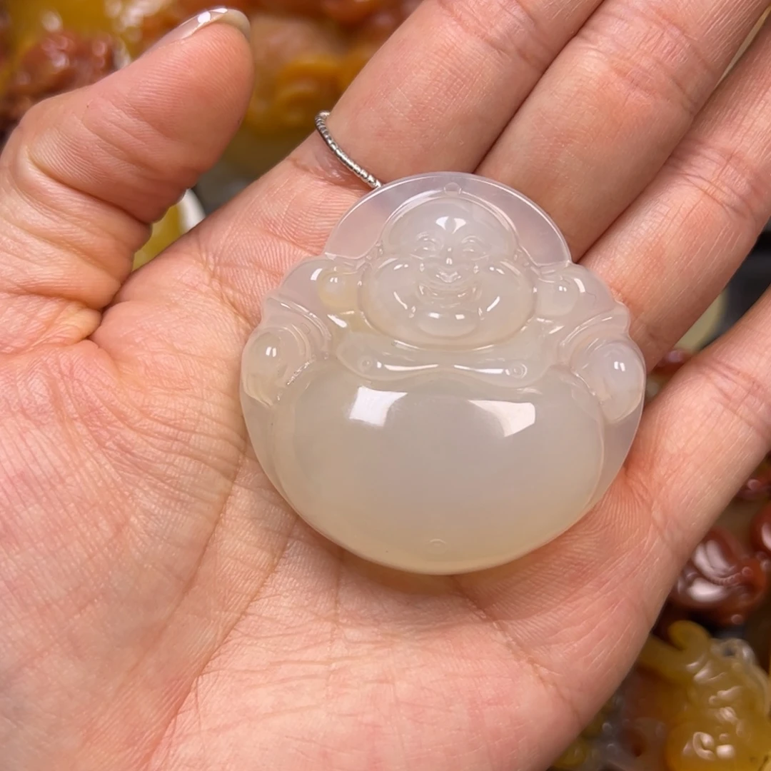 石英质玉（黄龙玉）未镶嵌颈饰