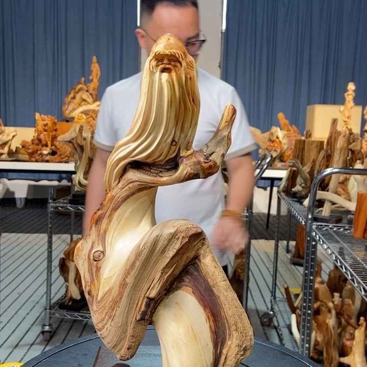 柏木（崖柏）随型摆件